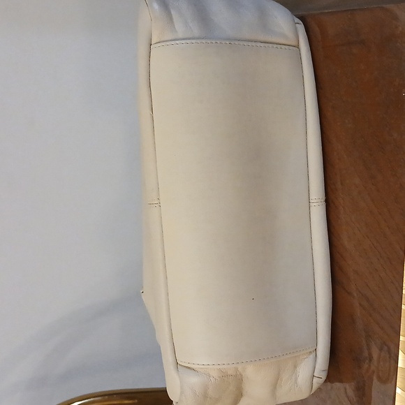 Ladies Handbag - Picture 3 of 5